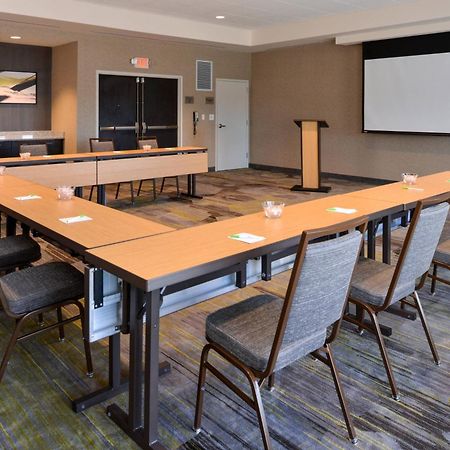 Courtyard By Marriott St. Louis St. Peters Hotel Saint Peters Ngoại thất bức ảnh
