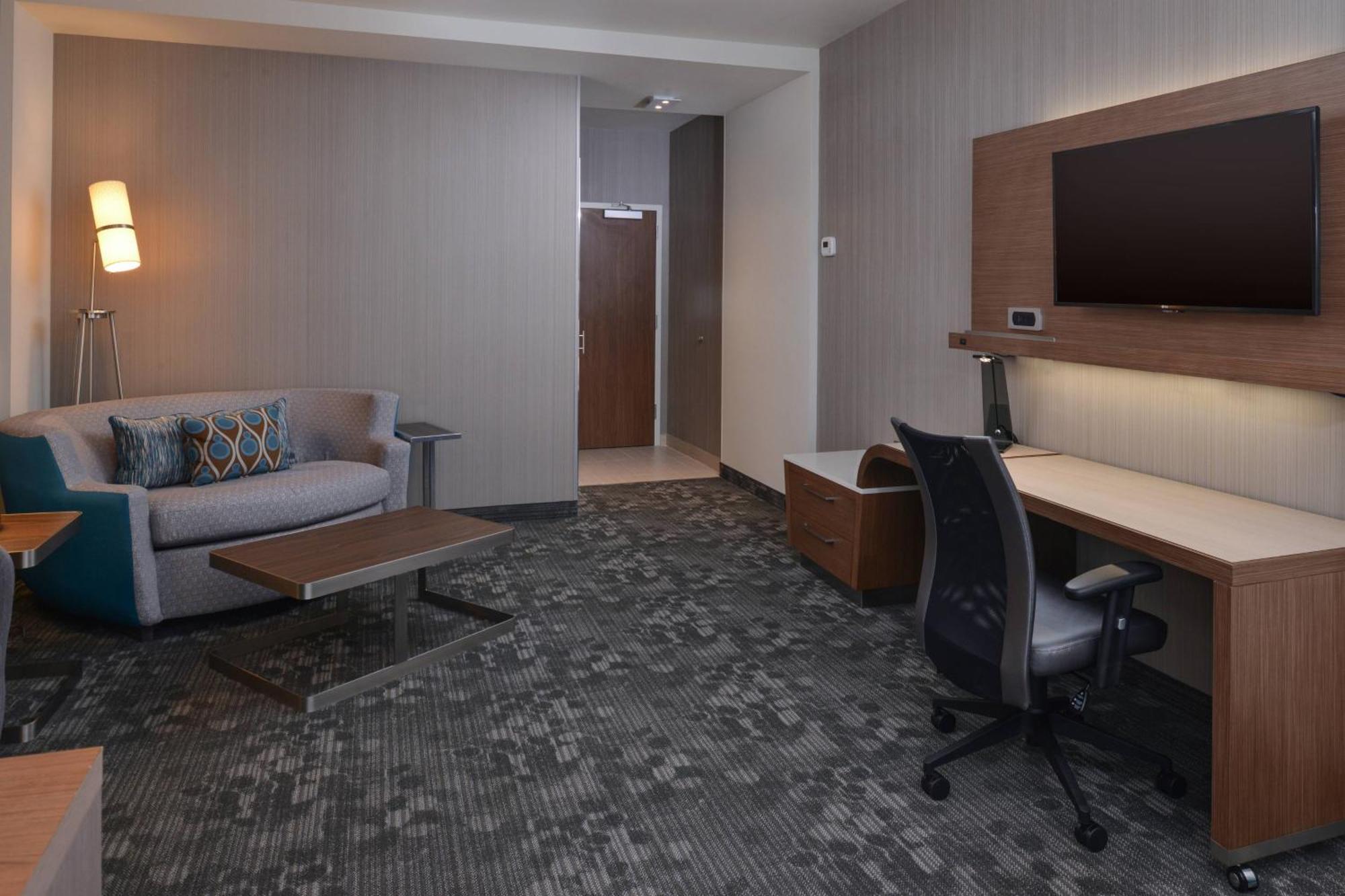 Courtyard By Marriott St. Louis St. Peters Hotel Saint Peters Ngoại thất bức ảnh