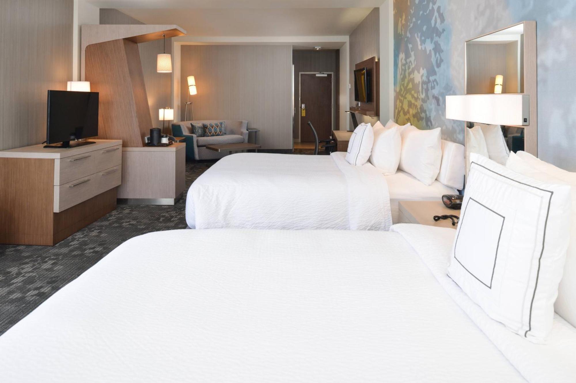 Courtyard By Marriott St. Louis St. Peters Hotel Saint Peters Ngoại thất bức ảnh