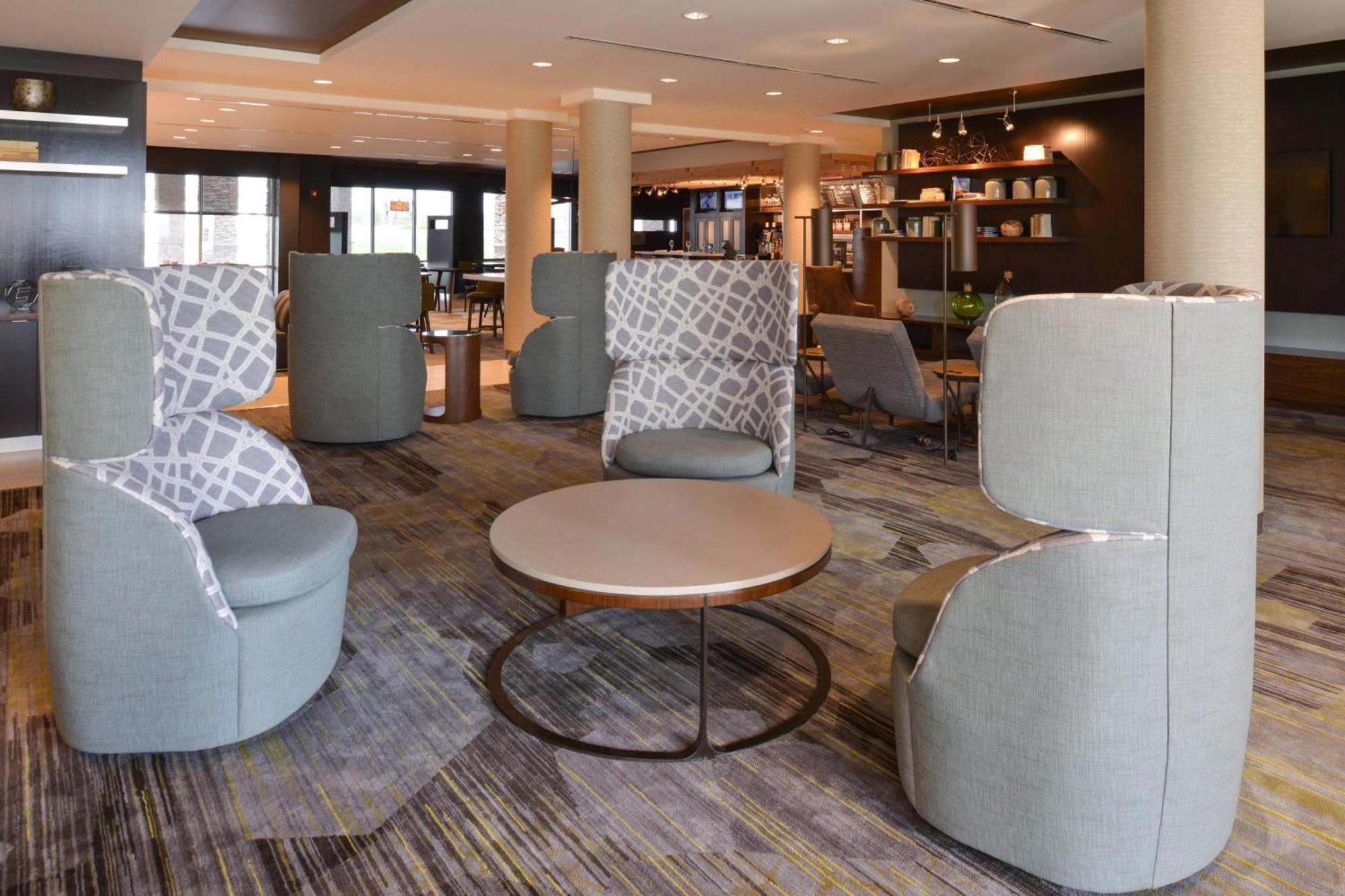 Courtyard By Marriott St. Louis St. Peters Hotel Saint Peters Ngoại thất bức ảnh